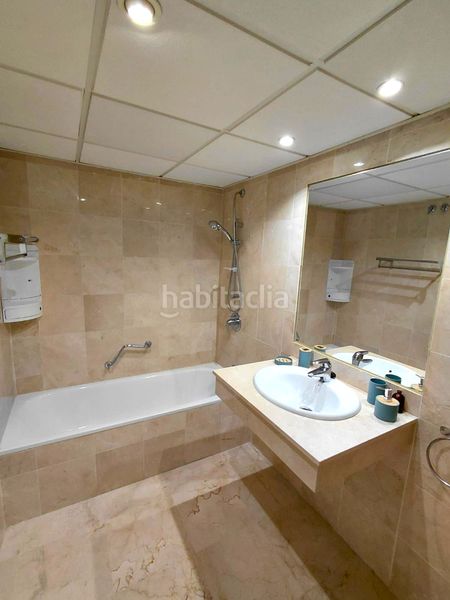 Foto b023b670-39bd-4826-b829-65ed8bd950c6. Pis a avenida de la alcudia 91 a bahía de Marbella Marbella