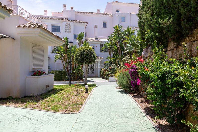 Foto bf83524f-958f-4f0e-a81a-888d47dc0728. Pis a avenida de la alcudia 91 a bahía de Marbella Marbella