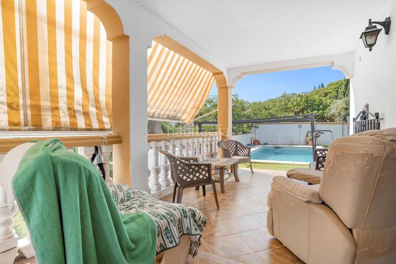 Foto b188eebe-e1fc-4057-9837-6e7ead76a7af. Chalet en calle del aire 31 - chalet en venta en Guadalobón Estepona