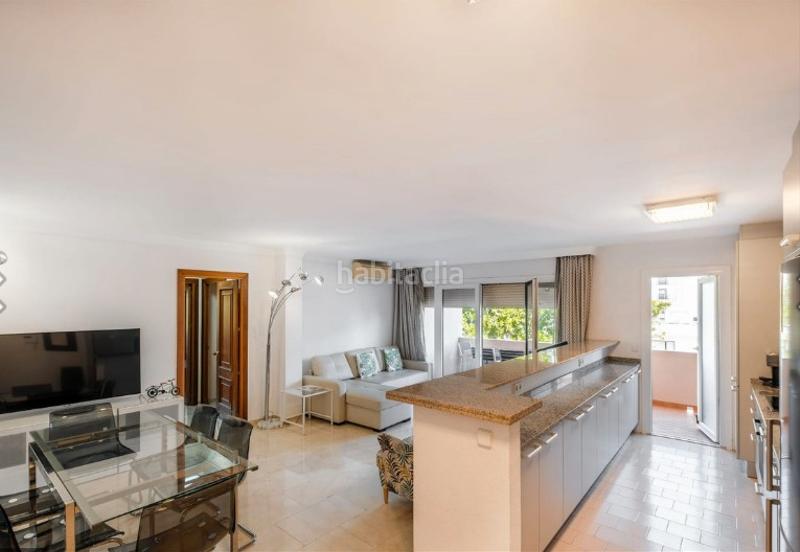 Foto dfda99cc-01d9-4de1-b7f6-30d6dee3bdf8. Appartement in calle las acacìas 6 in Nueva Andalucía centro Marbella