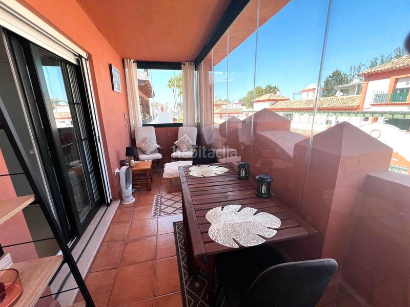Foto 7d83f335-d70f-4698-8ac6-4e51949c4094. Dúplex en avenida pernet 22 duplex en venta en Nueva Atalaya en Estepona