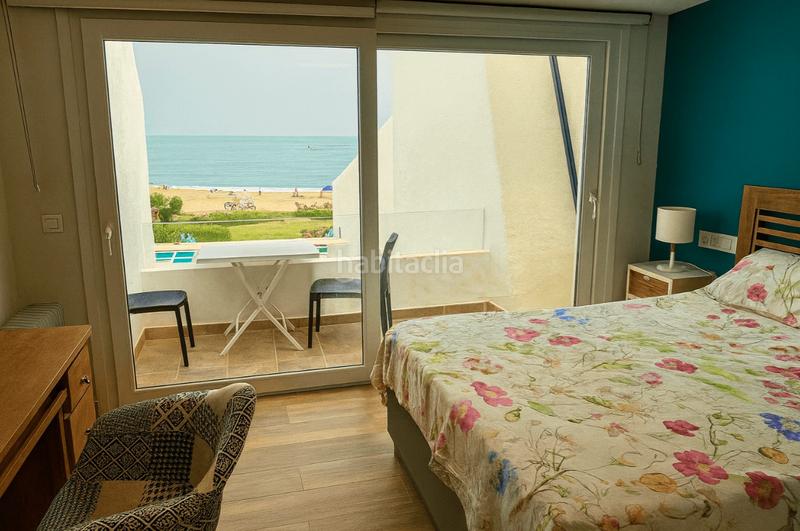 Foto 27f9e982-9314-45b8-babb-f82a22565d8b. Casa adosada en calle maestro rodrigo 60 chatel en bahaí dorara. en Estepona
