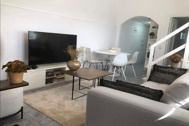 Foto 3e10a856-0d82-4bfd-9518-3345f5d27ce1. Duplex dans avenida de los frutales 8p dans Seghers Estepona