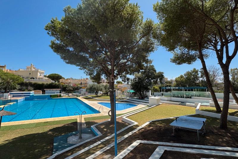 Foto e9388a62-4322-4496-a1eb-f3893623e30b. Duplex dans avenida de los frutales 8p dans Seghers Estepona