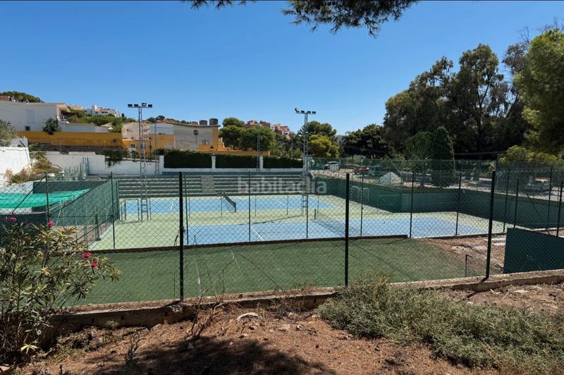 Foto f8733993-7bf9-4fb5-9aa3-fd14c106fdbd. Duplex dans avenida de los frutales 8p dans Seghers Estepona