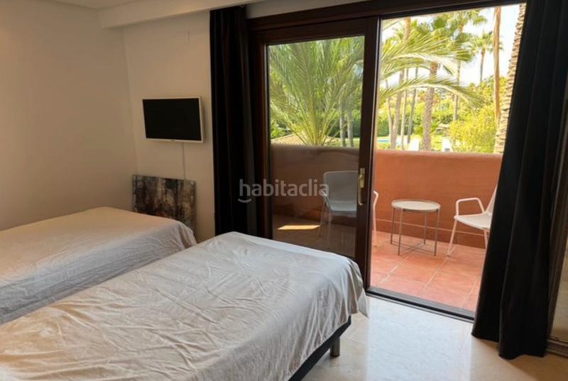 Foto 0f0aaf72-48e9-4e62-926e-2c148db8e97c. Apartamento en calle las dunas 7 vivienda frente al mar. en Estepona