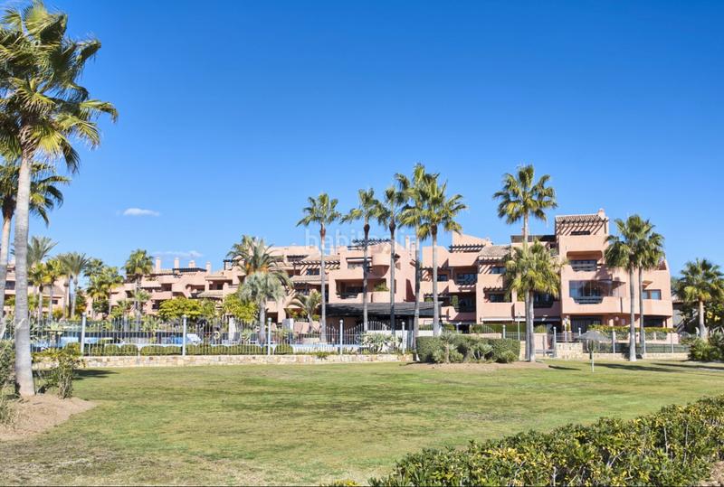 Foto 1282e300-6a96-4871-92f0-caf8f3d1c722. Apartamento en calle las dunas 7 vivienda frente al mar. en Estepona