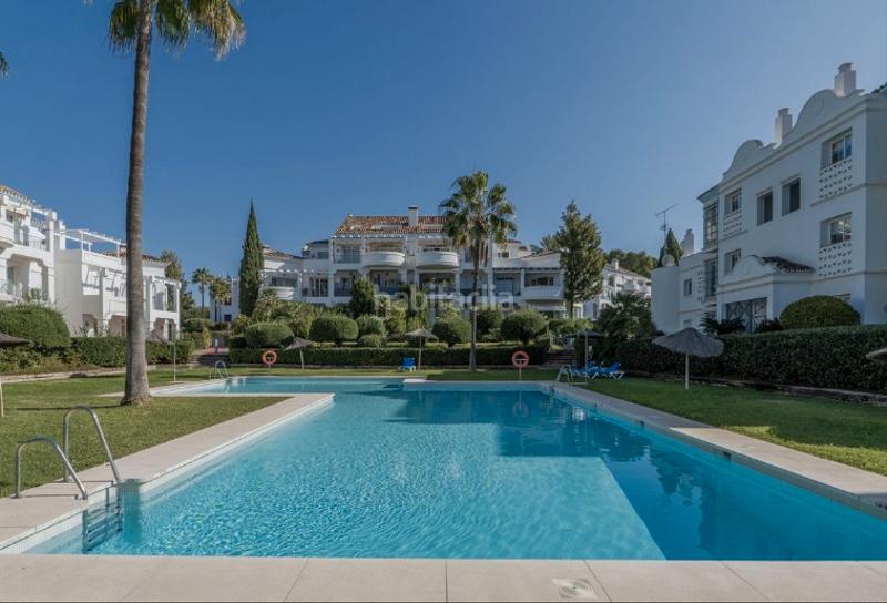 Foto a7dad51c-b178-4366-8494-336800b0e11e. Casa bifamiliare in calle ad 44 in Guadalmina Alta Marbella