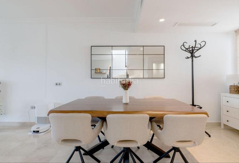 Foto e4bab17a-8e14-48d6-b238-6e5a5a1a726a. Casa bifamiliare in calle ad 44 in Guadalmina Alta Marbella