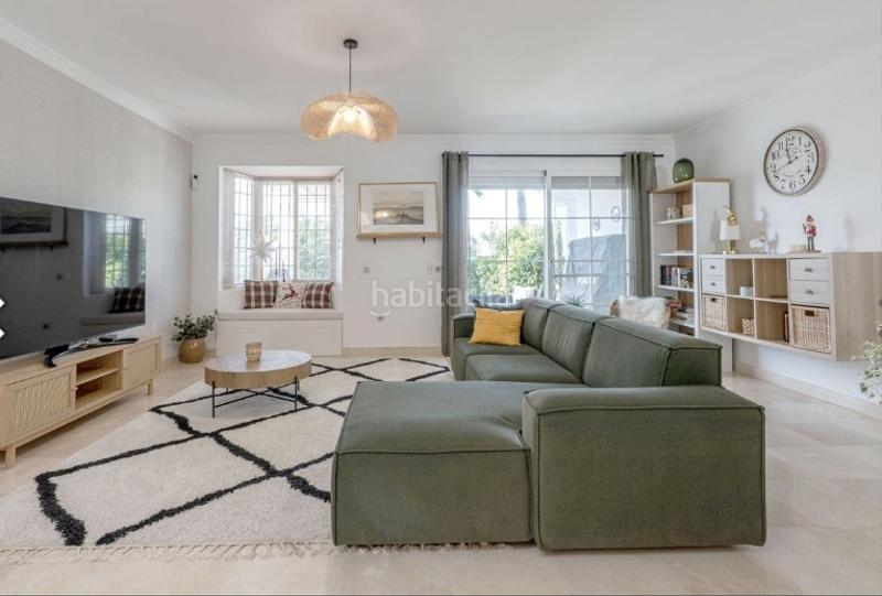 Foto 180f32d5-e80e-4291-99e5-62e8bac472d6. Towny house in calle ad 44 in Guadalmina Alta Marbella