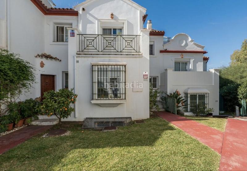 Foto 1e3b8fb6-ea74-4ef8-be20-1b68d82f6f17. Towny house in calle ad 44 in Guadalmina Alta Marbella