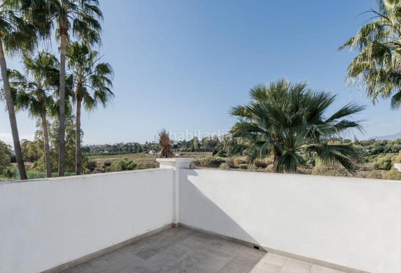 Foto 26717f22-b3a0-4af7-83ac-886c75b830e5. Towny house in calle ad 44 in Guadalmina Alta Marbella