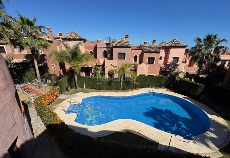 Foto ed58727f-d408-4b15-9553-440e8a7f00a5. Maison jumelée dans c. isabel barreto 2 dans Valle Romano Golf Estepona