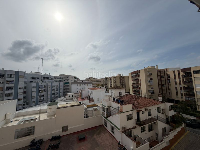 Foto 3b6a0d21-3b47-4648-9914-75d3be82a451. Pis a avenida trapiche 12 a Zona Miraflores Marbella