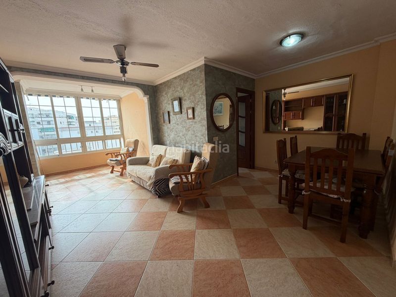 Foto 6811fd79-7250-470a-b0d7-d1f9db658002. Pis a avenida trapiche 12 a Zona Miraflores Marbella