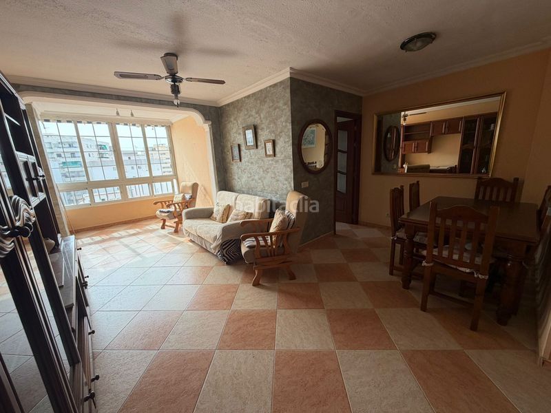 Foto ab388e17-b0a7-452c-bbc9-a230f7e4ac54. Pis a avenida trapiche 12 a Zona Miraflores Marbella