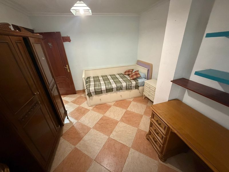 Foto e7535c96-6e13-48ca-b1de-e1f79c16b1d6. Pis a avenida trapiche 12 a Zona Miraflores Marbella