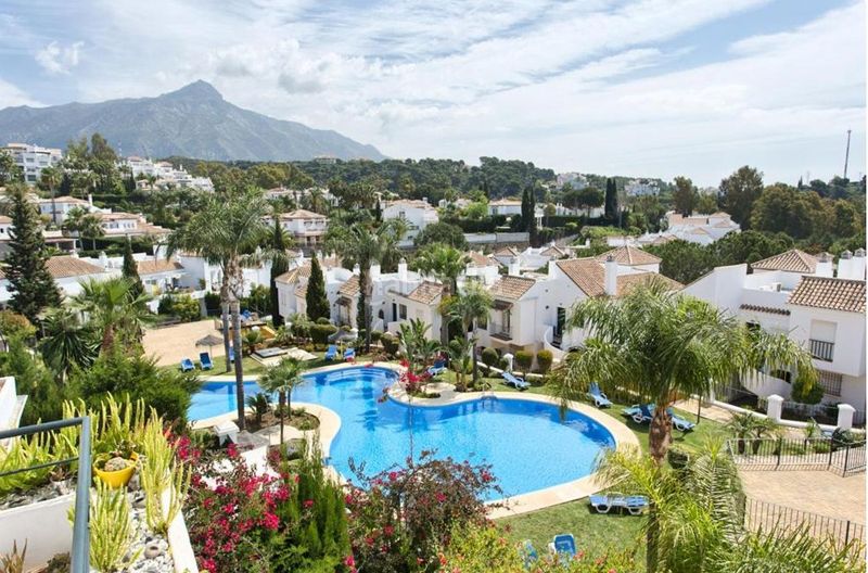 Foto b5a25305-65bc-4614-b9fd-ec897e33cbe6. Apartament a calle aries 31p a Los Naranjos Marbella