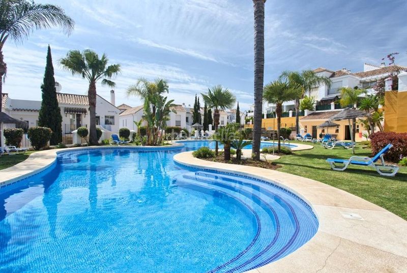 Foto b73daa3e-52c6-405e-9bec-0a63dc7a8c05. Apartament a calle aries 31p a Los Naranjos Marbella