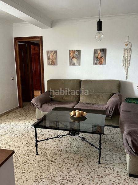 Foto 426eda65-a619-4c05-bc0c-a5ebba04c7a7. Apartament a avenida mercado 12 a Zona Miraflores Marbella