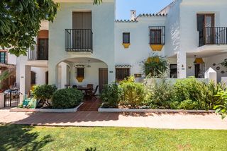Reihenhaus  Calle el cercado 4. Chalet adosado en venta en calle el cercado