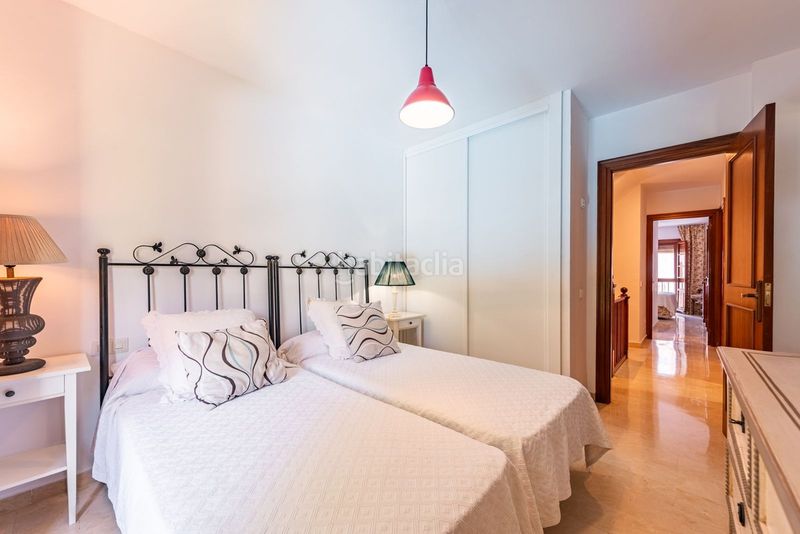 Foto 7ba15c52-2aa1-46f9-a81d-eb12d804de9a. Casa adossada a calle el cercado 4 a Benahavís pueblo Benahavís