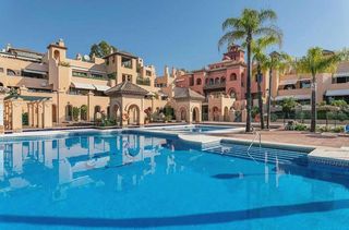 D�plex en Calle miltonia 1. Duplex en venta en la cartuja  del golf.