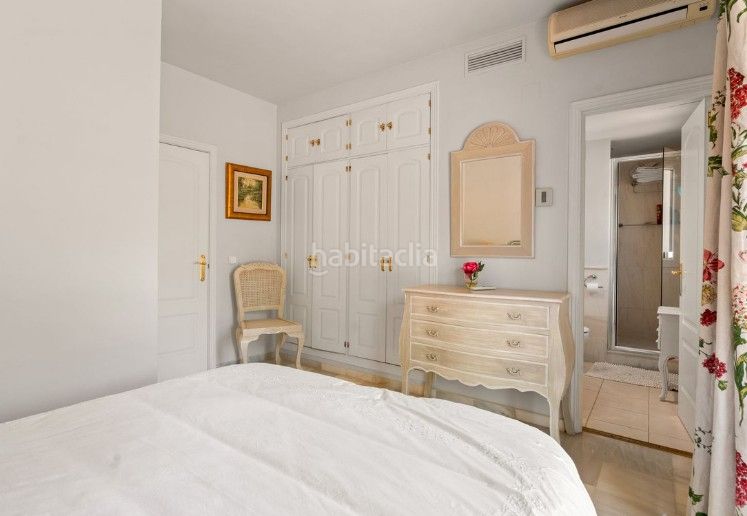Foto 0cf5a319-1360-4a67-9c4e-8cd082d9e4e8. Casa adossada a calle 4b 24 a Guadalmina Baja Marbella