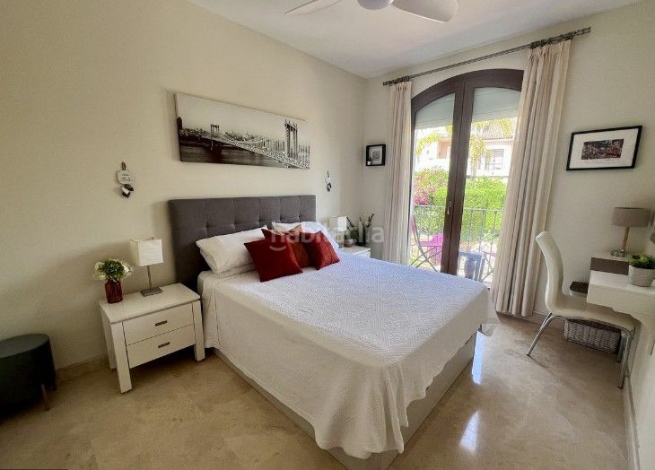 Foto 723fc55b-3ff9-4bd7-b53b-c301bdacb948. Casa adossada a calle calendula 39 a Paraiso - Barronal Estepona