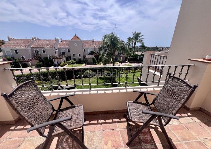 Foto a91cd3c7-38d2-4af0-a1dc-012ec26f98f0. Casa adossada a calle calendula 39 a Paraiso - Barronal Estepona