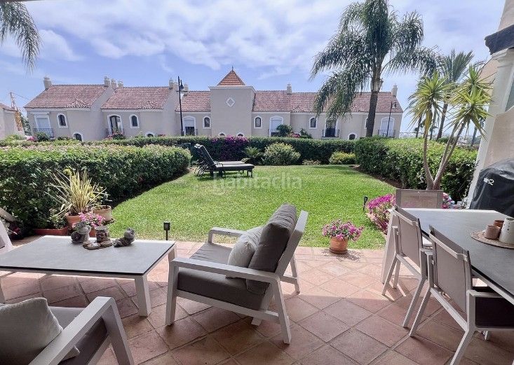 Foto ac98c233-a74e-4440-a512-6c2447b6d2bc. Casa adossada a calle calendula 39 a Paraiso - Barronal Estepona