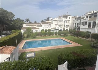 Apartamento en Calle de sabinillas 23. ¡mejor precio y excelente ubicación!