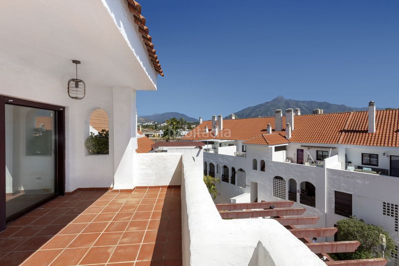 Foto 7438470c-741b-4fa0-9704-4da771e2db87. Pis a calle las ventas 2 a Nueva Andalucía centro Marbella