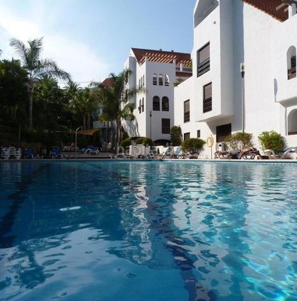 Foto e2e10bb5-5cdd-47be-8965-5f6fbec93159. Pis a calle las ventas 2 a Nueva Andalucía centro Marbella