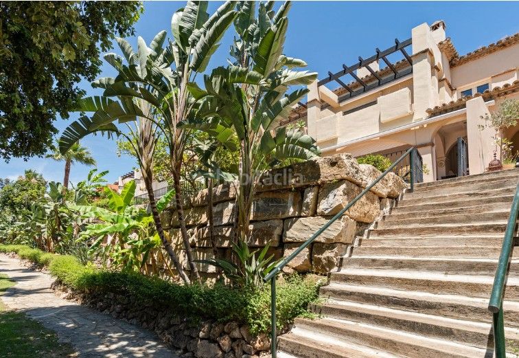 Foto b2613908-6f28-48b4-8f3f-e707308e42f0. Casa adossada a calle 4b 24 a Guadalmina Baja Marbella
