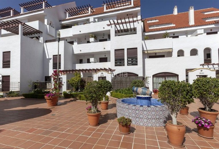 Foto 16d8743a-ae42-4ff2-8e04-41e2e751c438. Apartament a calle las ventas 1 a Nueva Andalucía centro Marbella