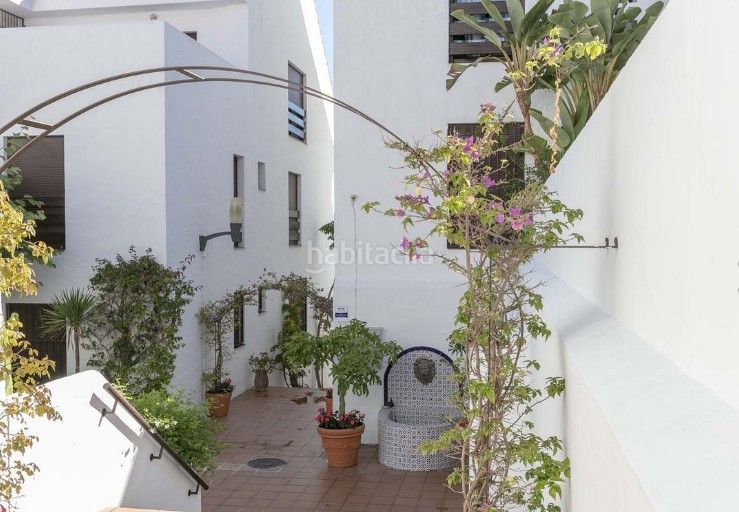 Foto 3943c89f-ebd6-46e4-bd21-162dae3da002. Apartament a calle las ventas 1 a Nueva Andalucía centro Marbella