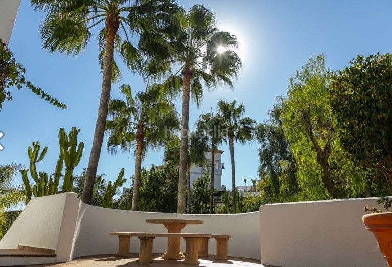 Foto b3c68a3d-d723-4416-9c64-1f2ce62237e2. Apartament a calle las ventas 1 a Nueva Andalucía centro Marbella