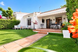 Casa adossada a Calle Teide 7