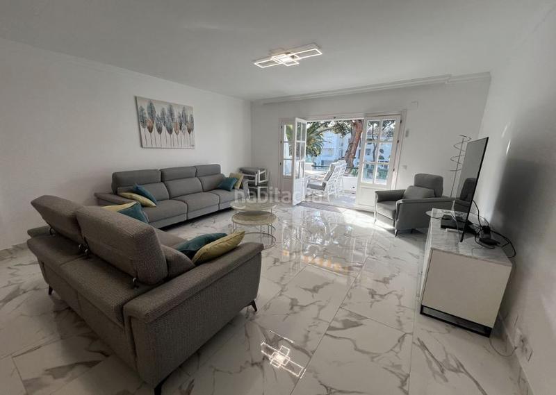 Foto 2e123e0a-da13-4a90-9bb0-b87d1af124a1. Piccolo appartamento in avenida de la peseta 21 in Estepona