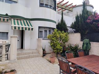 Casa adossada  Calle reial de la vila joiosa. Precioso adosado en campello  financiación 100 disponible y opor