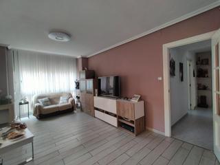 Appartement  Calle jerusalén. Excelente piso muy luminoso en el centro de alicante