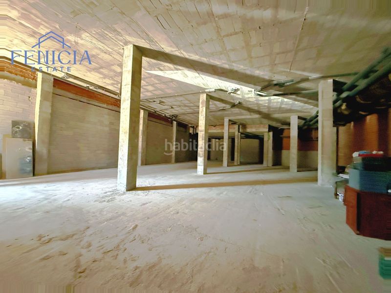 Foto d423f836-c509-43b2-90af-36a629cd176b. Local comercial a Centro Salobreña