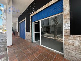 Lloguer Local Comercial a Almuñecar centro. Se alquila amplio local comercial en el centro de almuñécar con
