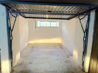 Lloguer Aparcament cotxe a Almuñecar centro. Garaje en alquiler. precio cerrado desde hoy hasta el 0309. almu