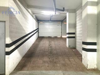 Posto auto in Almuñecar centro. Garaje para varios vehículos a la venta en carrera de la concepc