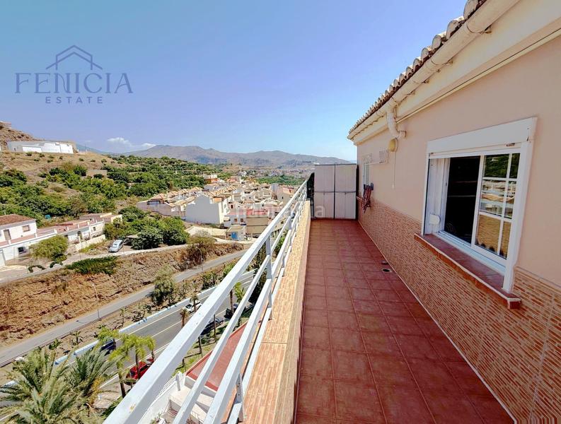 Foto 9077805c-450d-4bd8-b370-9607107c9830. Piso fantástico ático reformado a la venta en costa banana, en Almuñécar