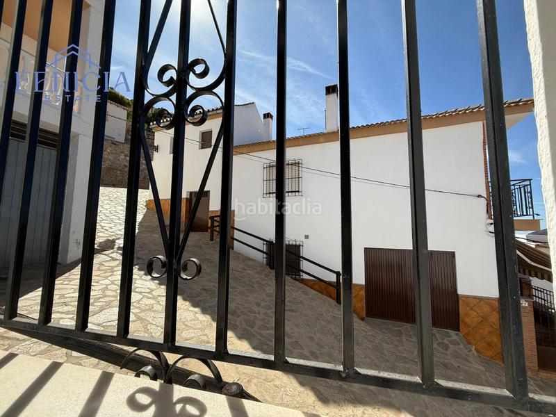 Foto 2b3d38aa-a61b-4f81-bf85-e07d3978ac29. Bauernhof mit parking in Lentegí