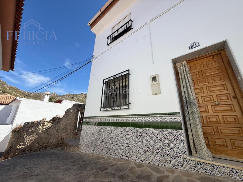 Foto 4d87f58a-34e2-43d7-a58e-3bae6b93c749. Bauernhof mit parking in Lentegí