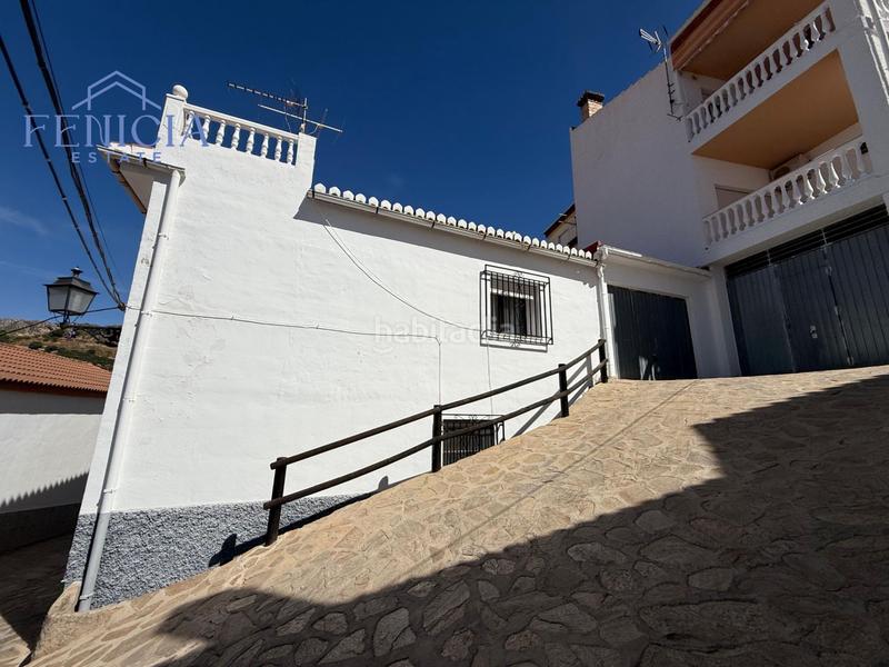 Foto a64c2019-11ec-41eb-b2da-0dcf683549cd. Bauernhof mit parking in Lentegí